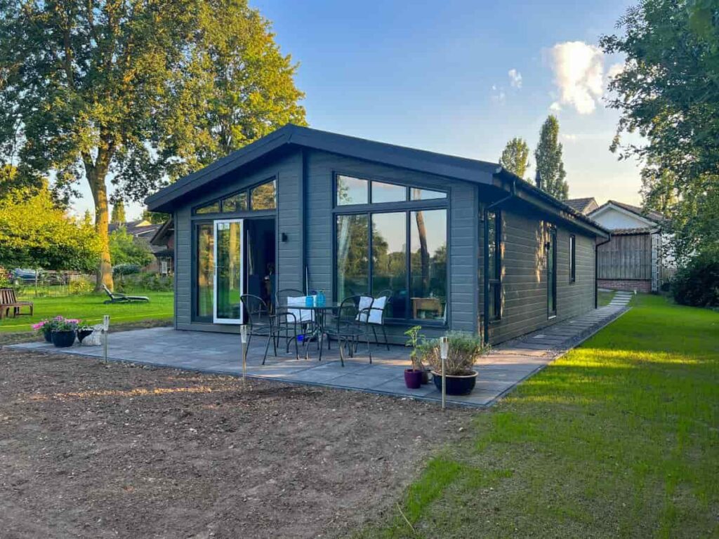 Laagdrempeliger mantelzorgen voor een naaste: kies voor een mantelzorgwoning